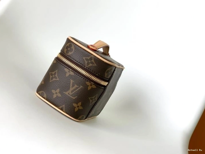 Cosmetic Louis SmoothTexture Vuitton Bags 93793 0717